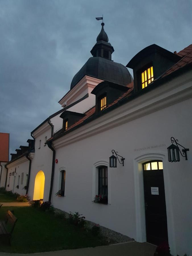 Pokamedulski Klasztor W Wigrach Wigry Exterior foto